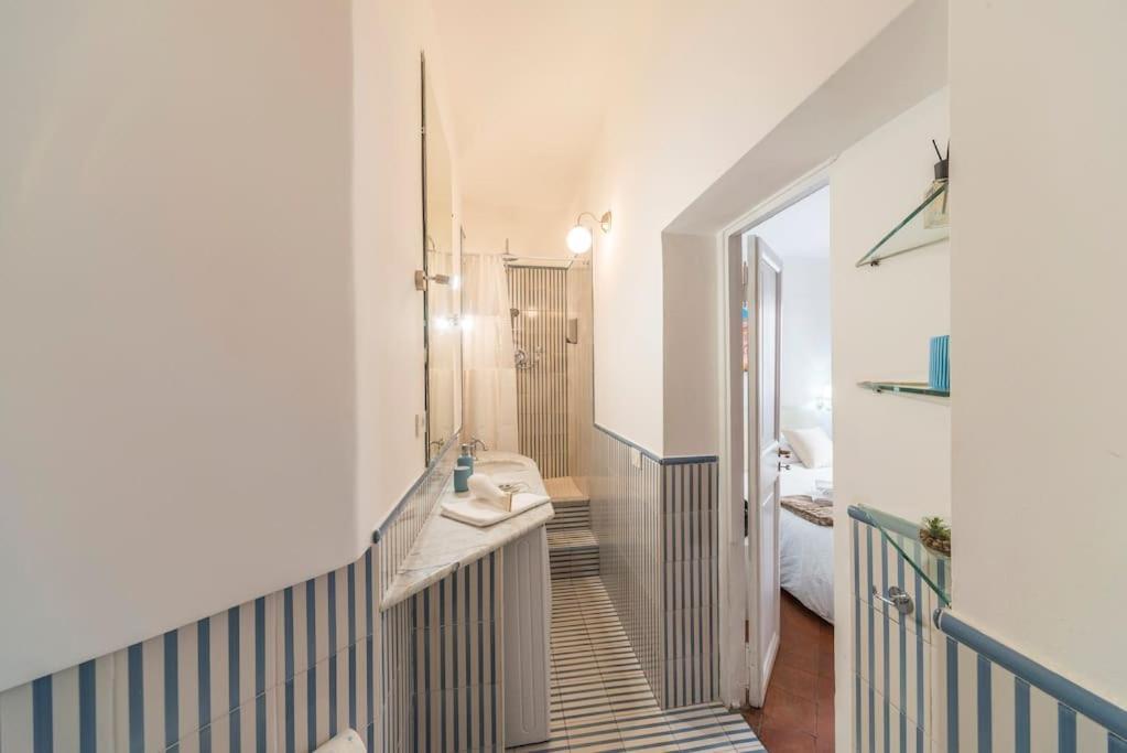 Ferienwohnung Trevi Domus Avignonesi Rom Exterior foto